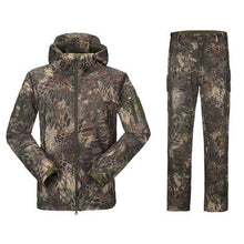 Load image into Gallery viewer, Man Winter Outdoor Hunting Sets Waterproof Softshell Tactical Camouflage Jackets + Pants Military Suits Man Sport Hikin Jacket
